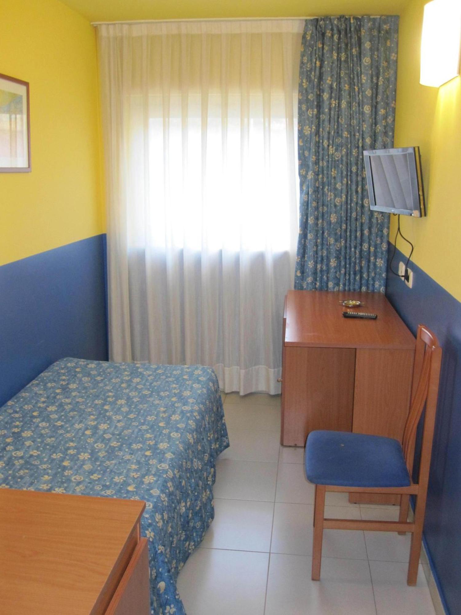 Hotel Blauet By Bossh Hotels El Prat de Llobregat Luaran gambar